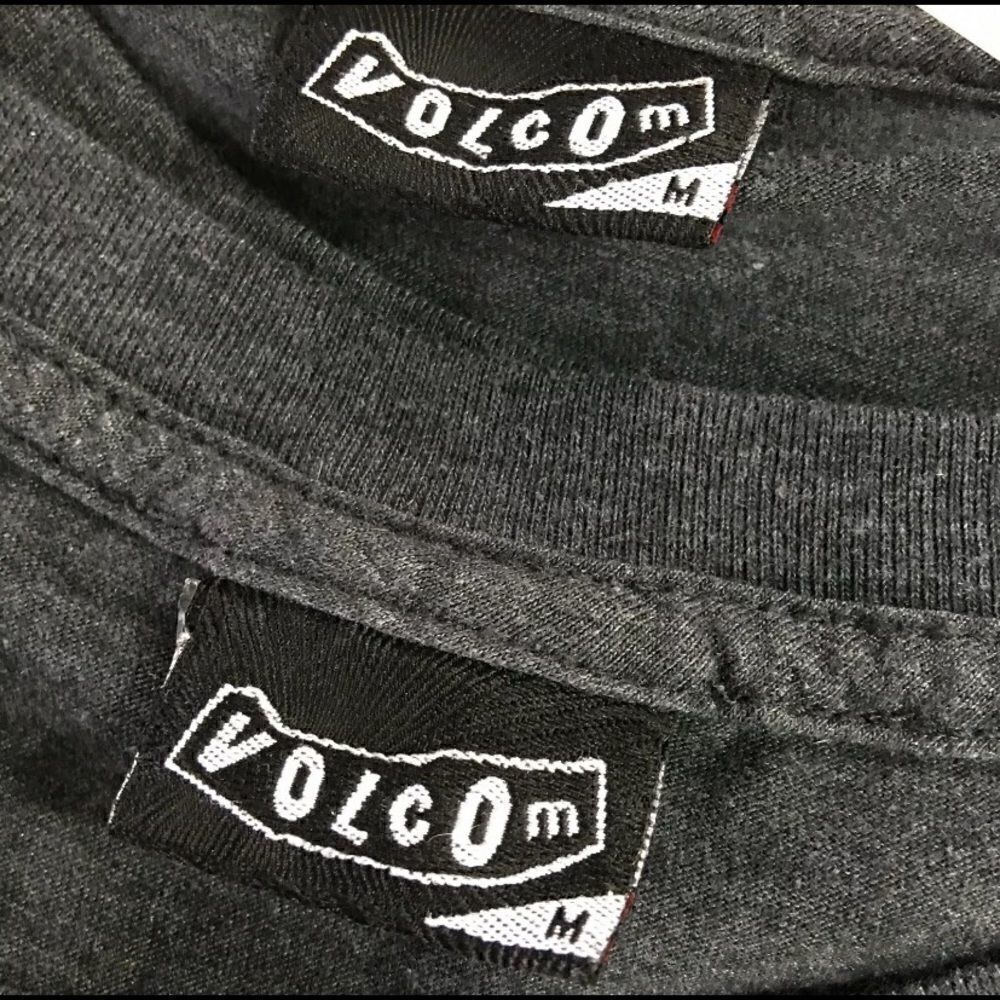 Volcom graphic t shirt bundle - Picture 4 of 7